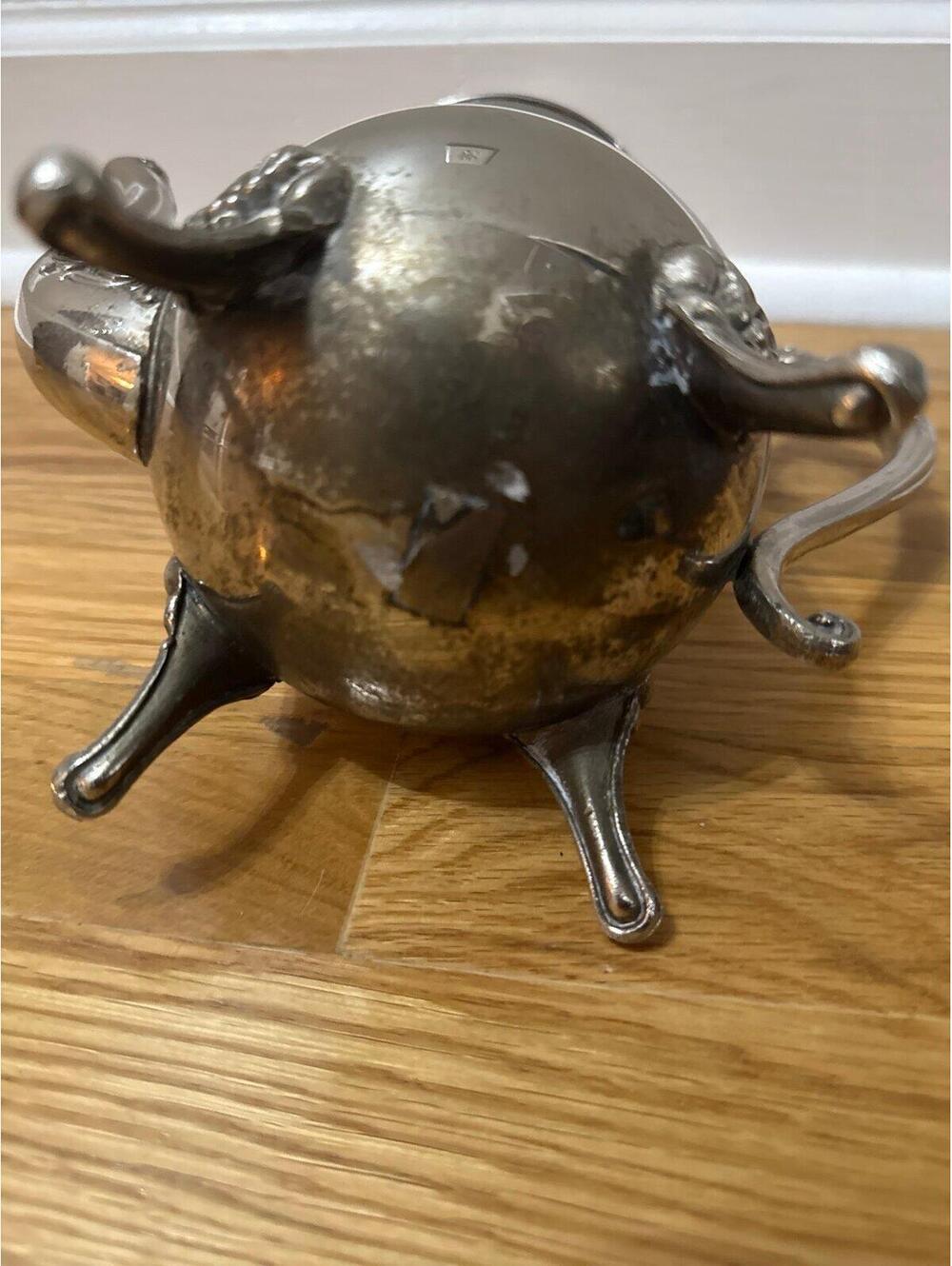 Silver Tea Pot - Picture 4 of 7